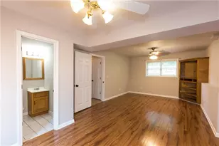 5501 Tory Way, Flowery Branch, GA 30542 - Photo 37