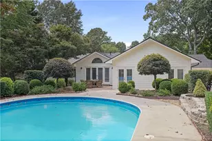 5860 Riverwood Dr, Atlanta, GA 30328 - Photo 41