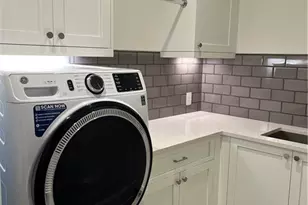 106 Spring St, Gainesville, GA 30501 - Photo 11