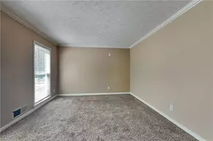 2990 Mountain Trace NE, Roswell, GA 30075 - Photo 5