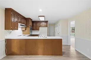 5573 Fallsbrook Trace NW, Acworth, GA 30101 - Photo 15