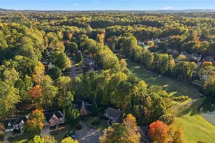 5573 Fallsbrook Trace NW, Acworth, GA 30101 - Photo 33