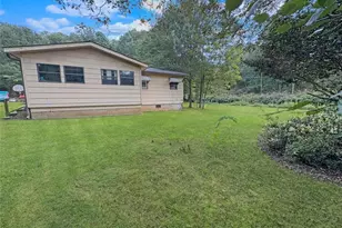 274 Bowden Rd, Ellenwood, GA 30294 - Photo 21