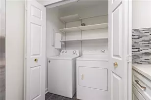 502 Brighton Point, Atlanta, GA 30328 - Photo 11