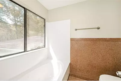 5295 Kelleys Mill Circle, Stone Mountain, GA 30088 - Photo 13