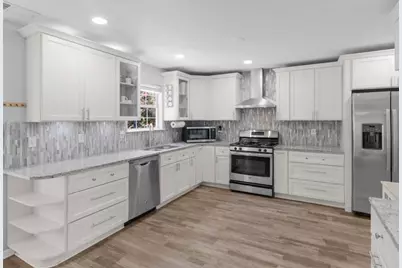 501 Grove Park Drive, Locust Grove, GA 30248 - Photo 17