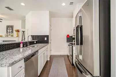 1884 Plainsboro, Lithonia, GA 30058 - Photo 11