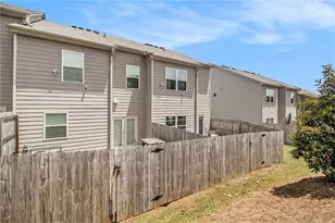 1884 Plainsboro, Lithonia, GA 30058 - Photo 31