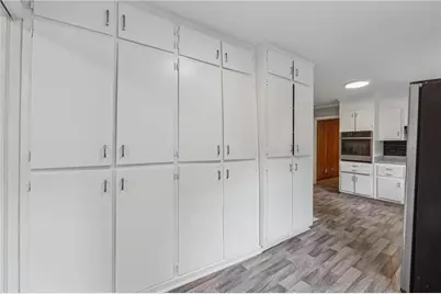 4616 Greensprings Road, Atlanta, GA 30337 - Photo 9