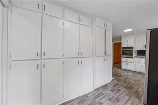 4616 Greensprings Rd, Atlanta, GA 30337 - Photo 9