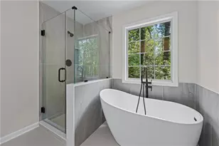 105 Creek View Dr, Hoschton, GA 30548 - Photo 21