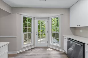 105 Creek View Dr, Hoschton, GA 30548 - Photo 13