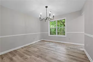 105 Creek View Dr, Hoschton, GA 30548 - Photo 7