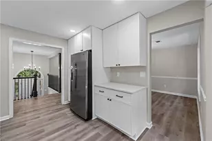 105 Creek View Dr, Hoschton, GA 30548 - Photo 9