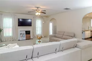 574 Caledon Way, Hampton, GA 30228 - Photo 9