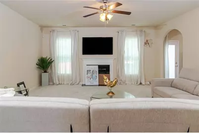 574 Caledon Way, Hampton, GA 30228 - Photo 7