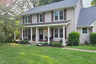 4415 Indian Trace Dr, Alpharetta, GA 30004 - Photo 3