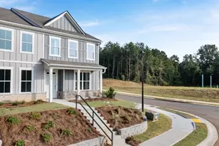 6749 Leigh St, Flowery Branch, GA 30542 - Photo 5