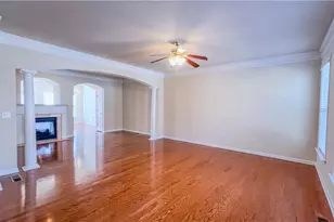 11065 Brunson Dr, Duluth, GA 30097 - Photo 9