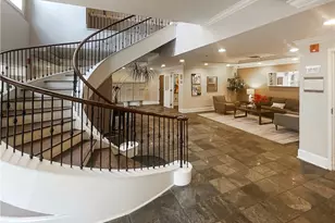 560 Dutch Valley Rd NE, Atlanta, GA 30324 - Photo 13