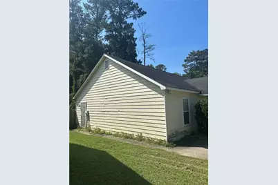 9127 Clubhouse Drive, Riverdale, GA 30274 - Photo 3