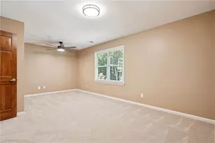 4891 Forestglade Ct, Stone Mountain, GA 30087 - Photo 23