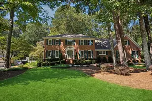 4891 Forestglade Ct, Stone Mountain, GA 30087 - Photo 3