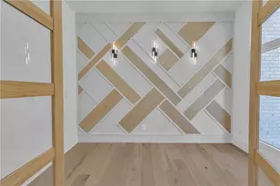 1939 Sunny Hill Rd, Lawrenceville, GA 30043 - Photo 9