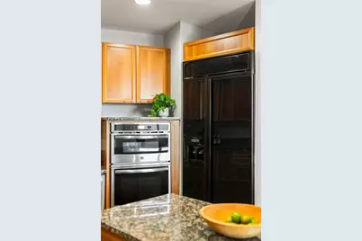 2881 Peachtree Road NE #702, Atlanta, GA 30305 - Photo 15