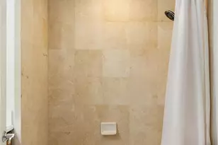 2881 Peachtree Rd NE, Atlanta, GA 30305 - Photo 25