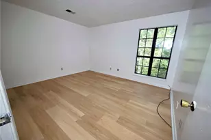 590 Windchase Ln, Stone Mountain, GA 30083 - Photo 9