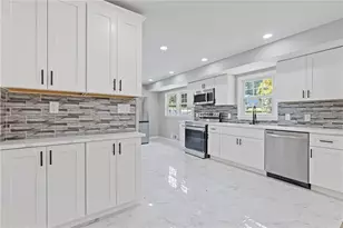 551 Briggs Cir SW, Lilburn, GA 30047 - Photo 9