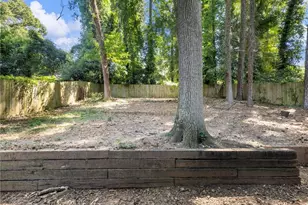 2818 Harlan Dr, Atlanta, GA 30344 - Photo 27