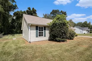 53 Grove Ln, Temple, GA 30179 - Photo 3