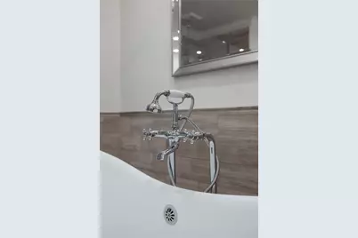 2813 W Roxboro Road NE, Atlanta, GA 30324 - Photo 47