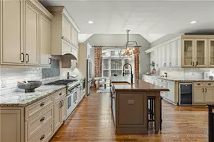 2813 W Roxboro Rd NE, Atlanta, GA 30324 - Photo 23