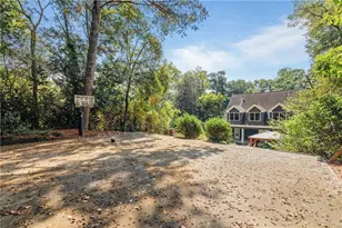 2813 W Roxboro Rd NE, Atlanta, GA 30324 - Photo 101