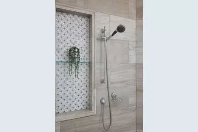 2813 W Roxboro Road NE, Atlanta, GA 30324 - Photo 51