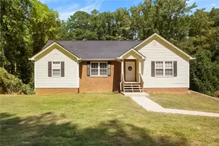 4592 N Landing Dr, Marietta, GA 30066 - Photo 1