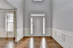 2086 Hamilton Lake Pkwy, Buford, GA 30519 - Photo 5