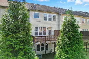 5747 Pine Oak Dr, Peachtree Corners, GA 30092 - Photo 5