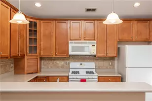 516 Arden Close, Woodstock, GA 30188 - Photo 7