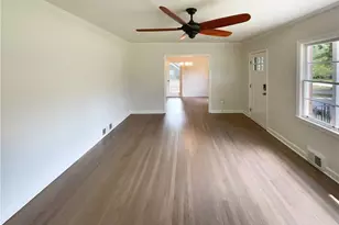 1104 Maple Dr, Griffin, GA 30224 - Photo 9