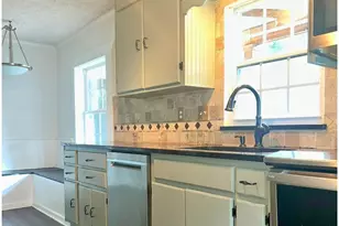 88 Greenwood St, Fairburn, GA 30213 - Photo 9