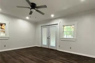 88 Greenwood St, Fairburn, GA 30213 - Photo 11