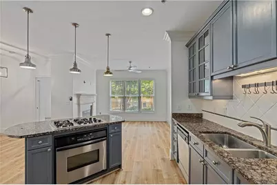 825 Highland Lane NE #1115, Atlanta, GA 30306 - Photo 11