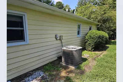 219 Heritage Way, Auburn, GA 30011 - Photo 5