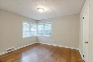 131 Mountain View Dr, Gainesville, GA 30501 - Photo 23