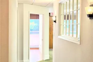 1549 Clairmont Rd, Decatur, GA 30033 - Photo 3