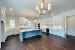 212 Suwanee Ave, Suwanee, GA 30024 - Photo 5